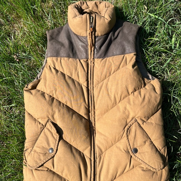 Filson Down Vest - Picture 1 of 4